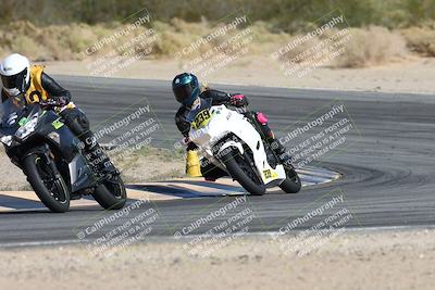 media/Nov-16-2025-Race Pace (Sun) [[8c5fa54630]]/Non Verified Riders (1st 20 Minutes)/2-Turn 10 (1010am)/